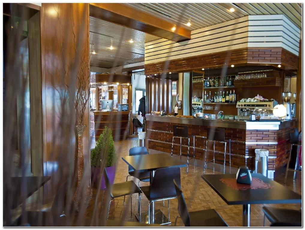 Hotel Veronese Cerignola Luaran gambar